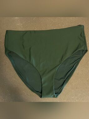 Quince Italian High Rise High Leg Bikini Bottom Size Large Green NWOT